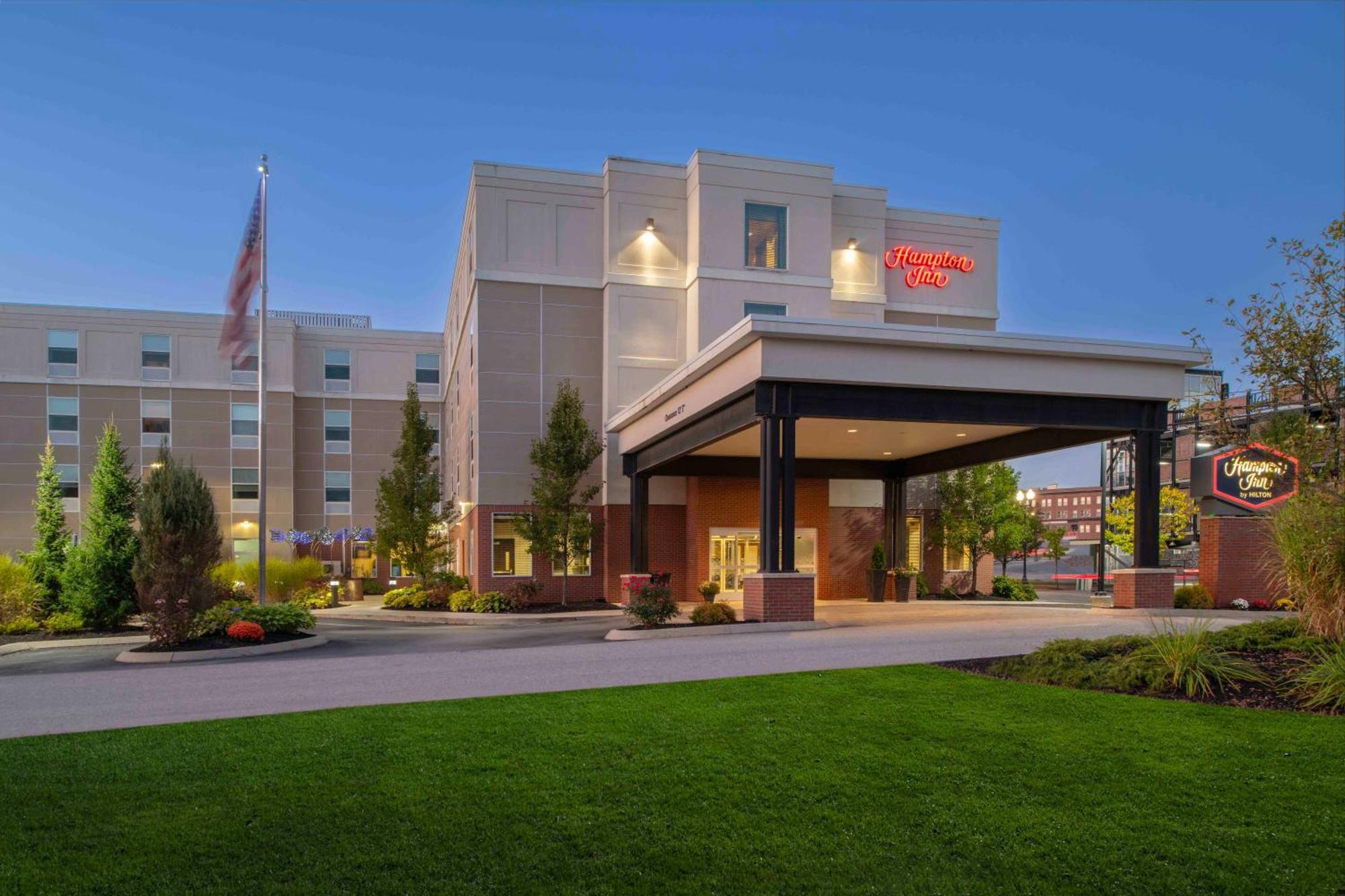 Hampton Inn Lewiston-Auburn Exterior photo